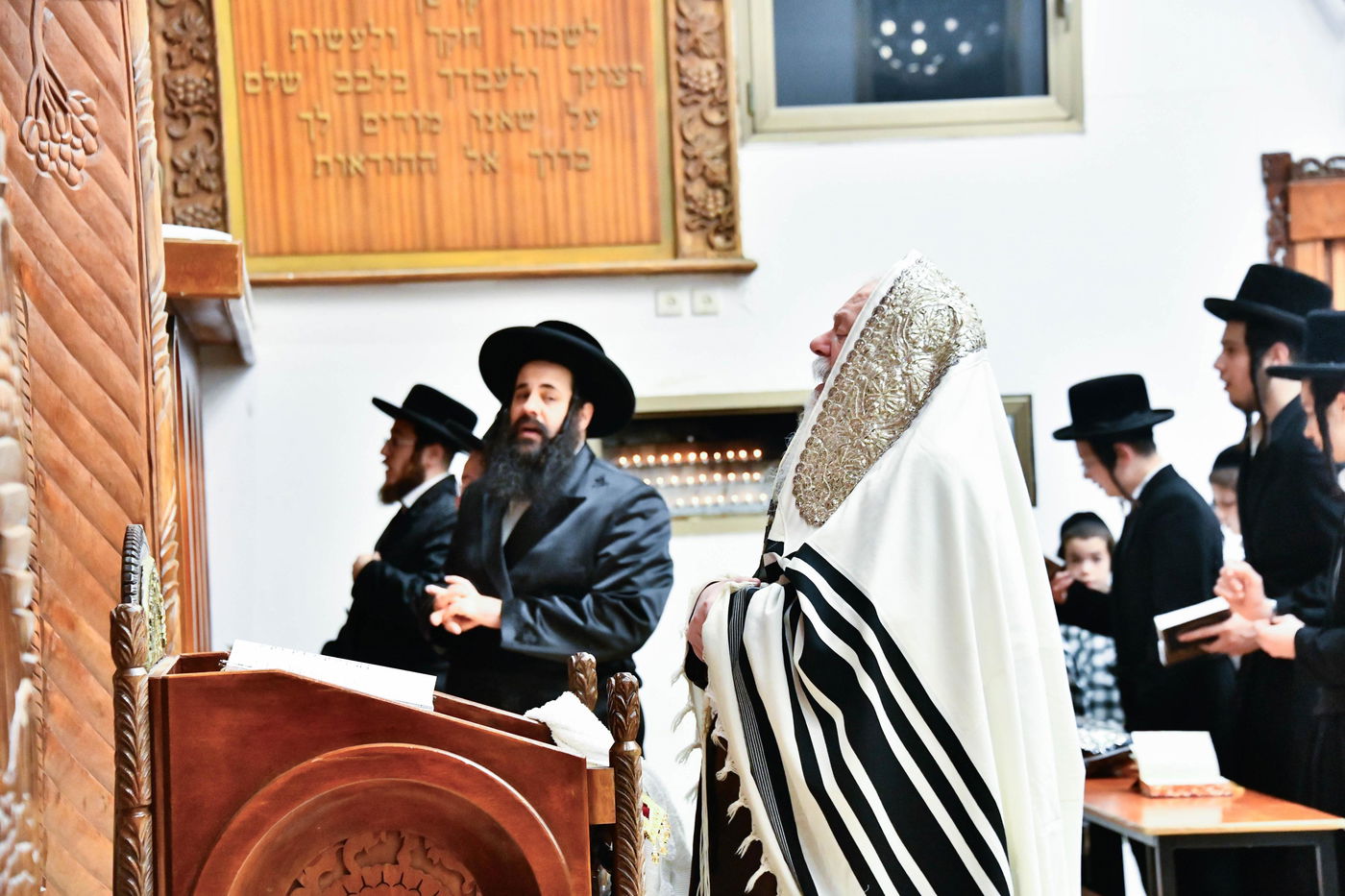 סליחות ראשונות בחצה"ק פרמישלאן