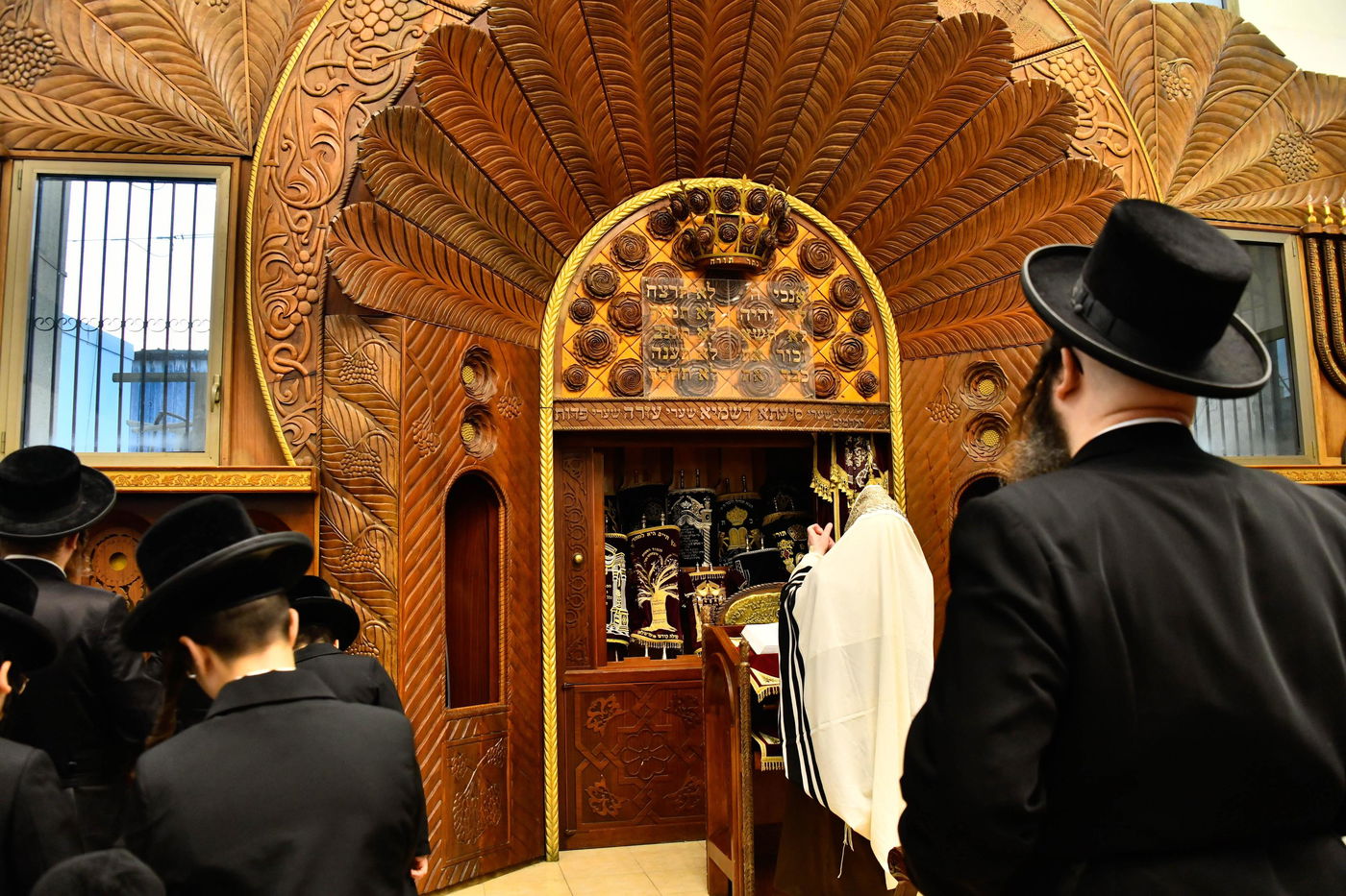 סליחות ראשונות בחצה"ק פרמישלאן