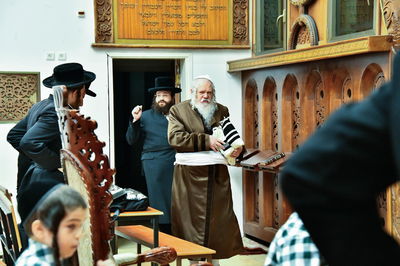 בעטיפת טלית