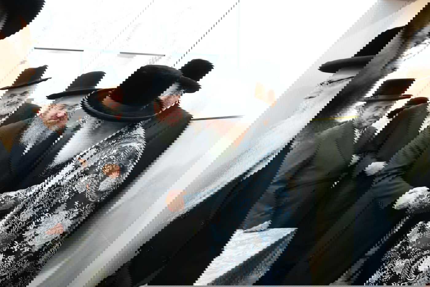 ראשי ארגון איחוד הצלה בביקור מרגש במעונו של האדמו"ר הקוה"ט מויזניץ 