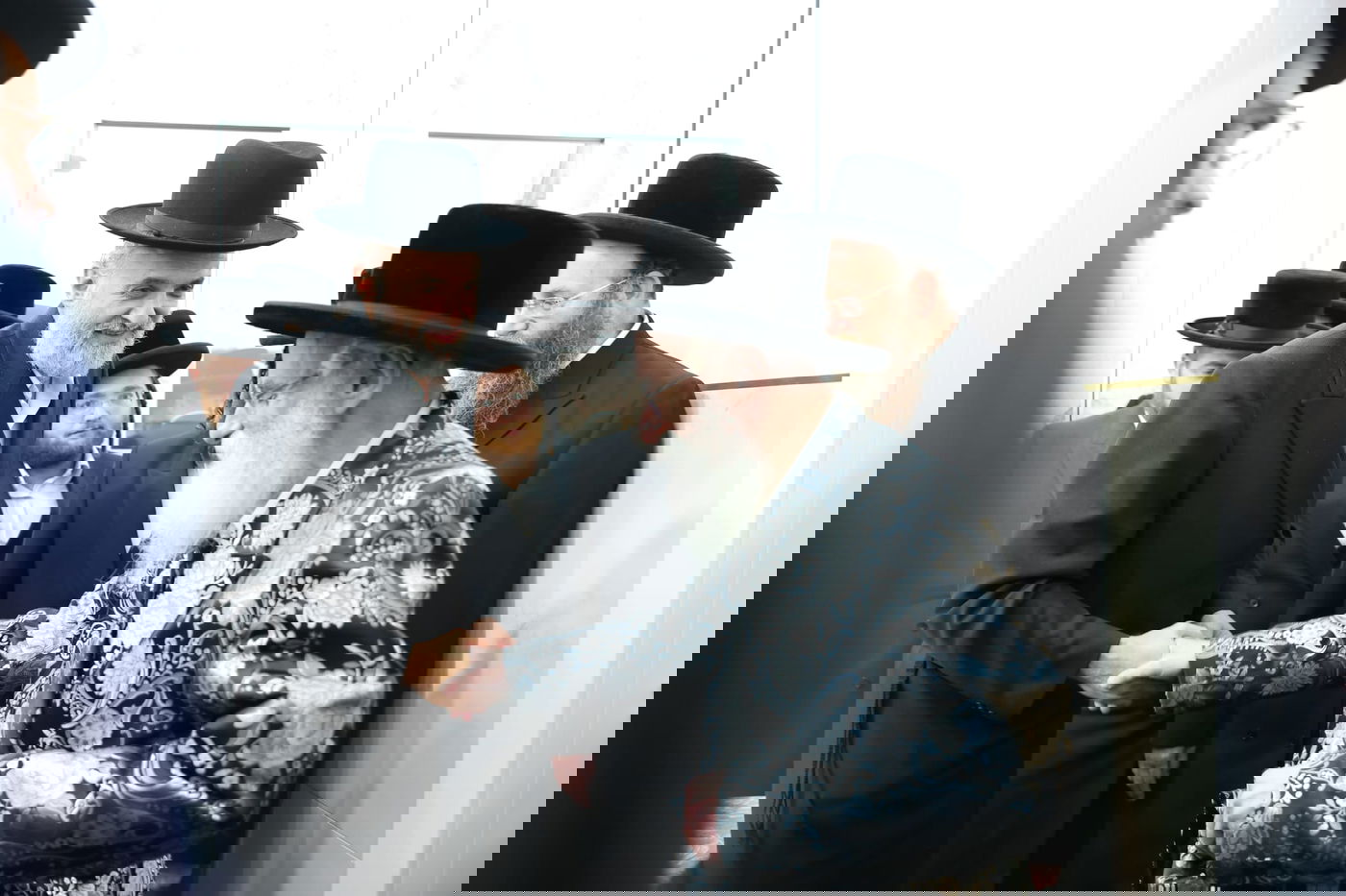 ראשי ארגון איחוד הצלה בביקור מרגש במעונו של האדמו"ר הקוה"ט מויזניץ 