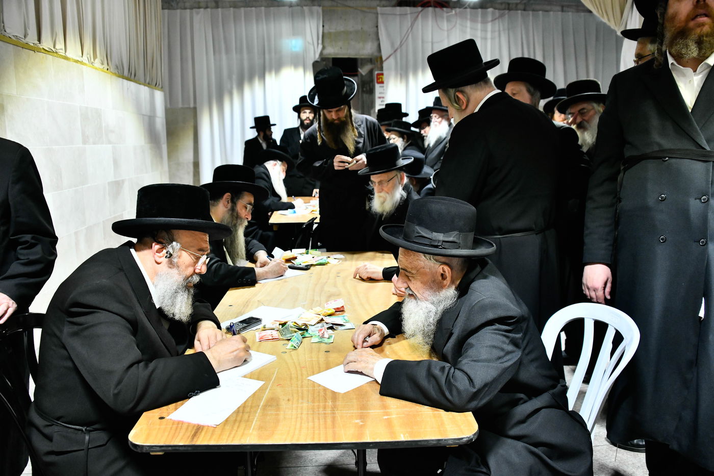 האדמו"ר מויז'ניץ בקבלת קהל לפני הימים הנוראים