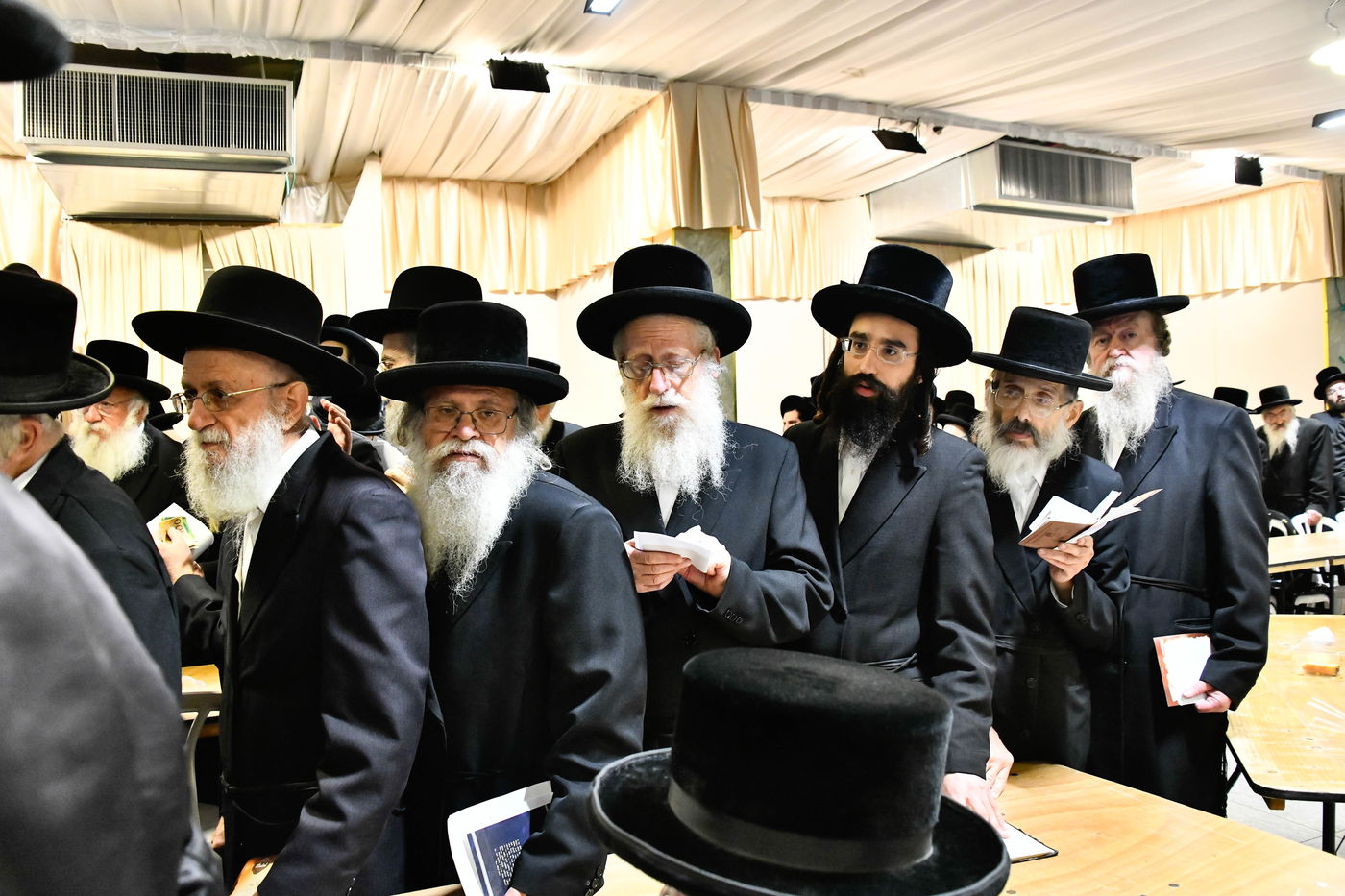 האדמו"ר מויז'ניץ בקבלת קהל לפני הימים הנוראים