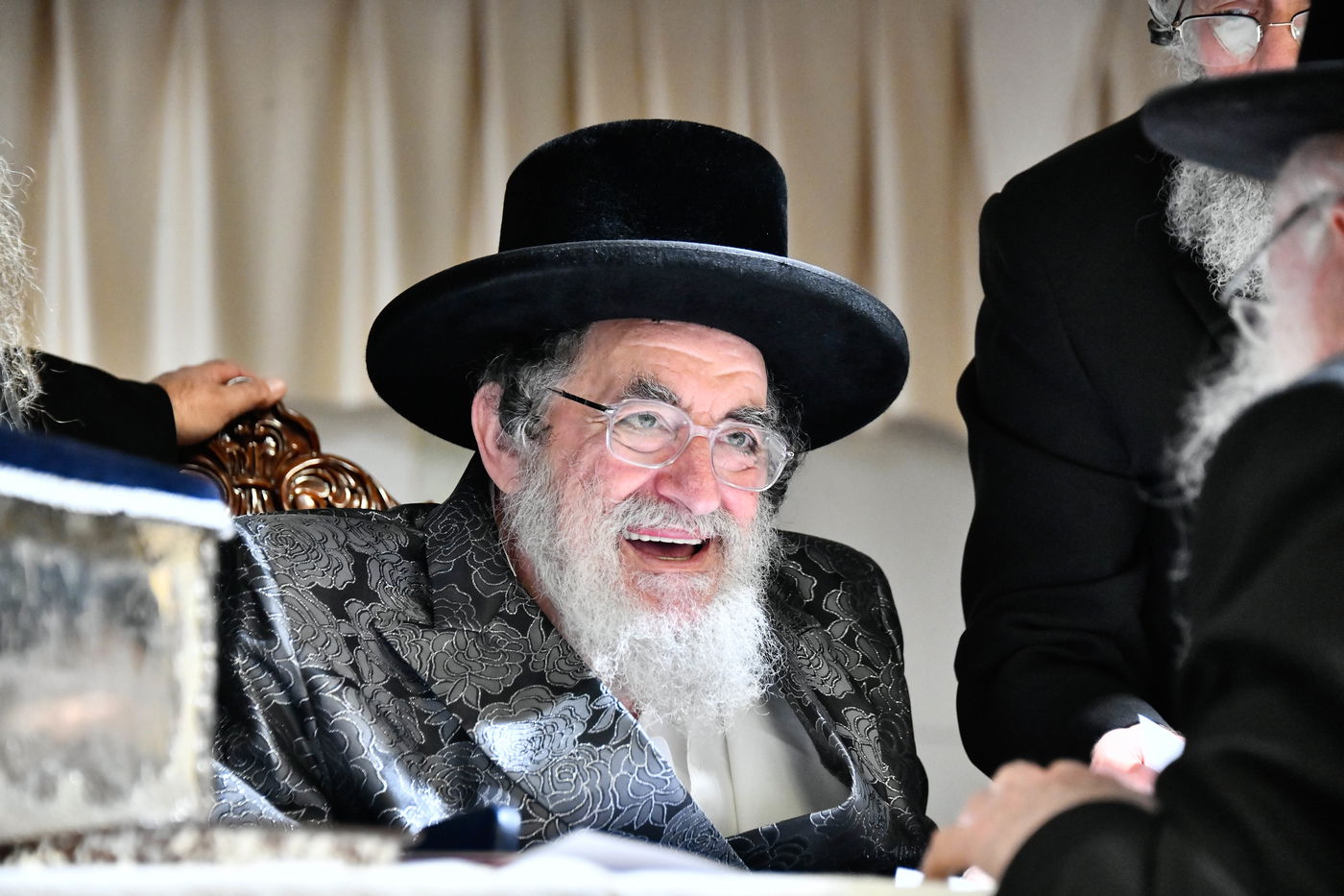 האדמו"ר מויז'ניץ בקבלת קהל לפני הימים הנוראים