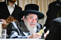 האדמו"ר מויז'ניץ בקבלת קהל לפני הימים הנוראים