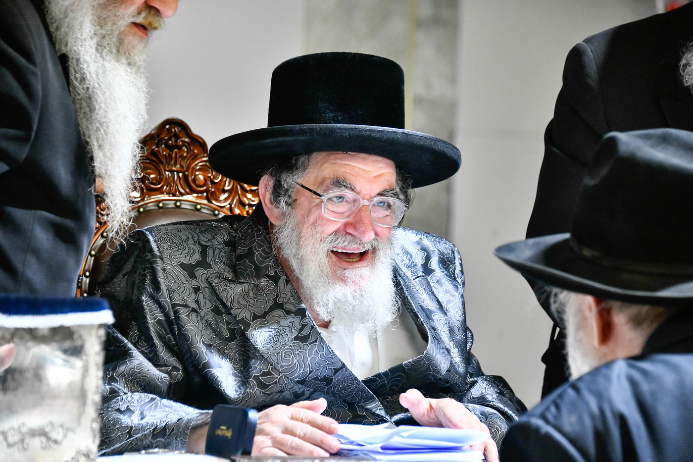 האדמו"ר מויז'ניץ בקבלת קהל לפני הימים הנוראים