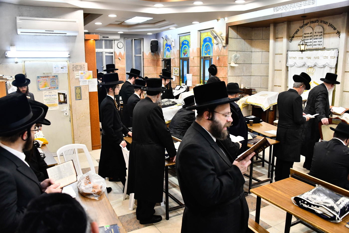 סליחות ראשונות בחצה"ק נאראל