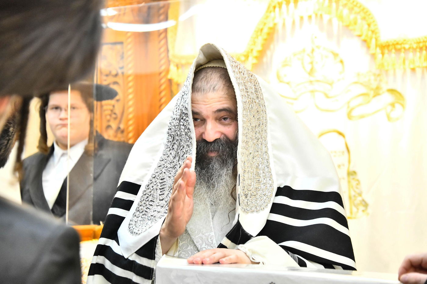 סליחות ראשונות בחצה"ק זוטשקא