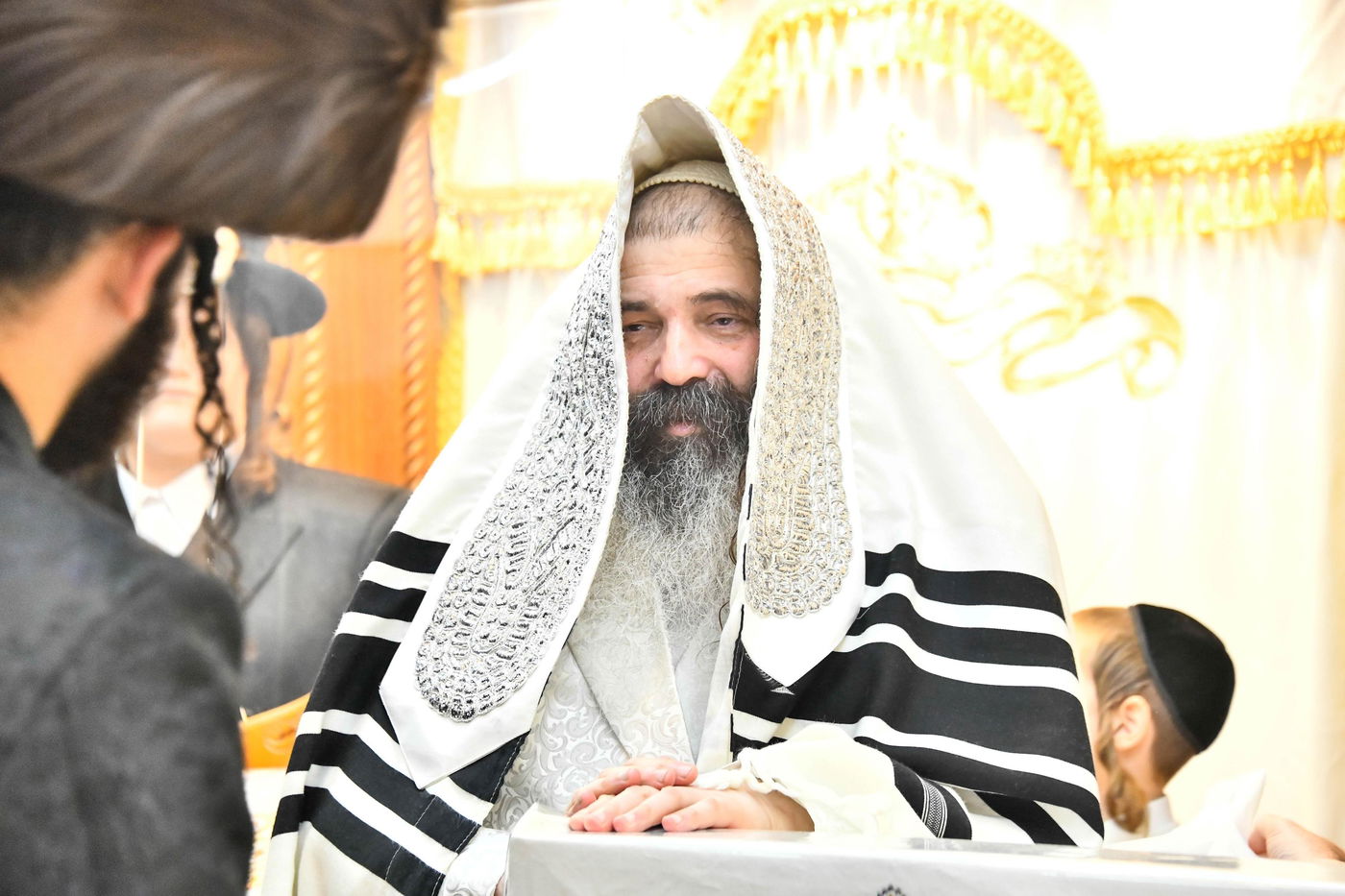 סליחות ראשונות בחצה"ק זוטשקא