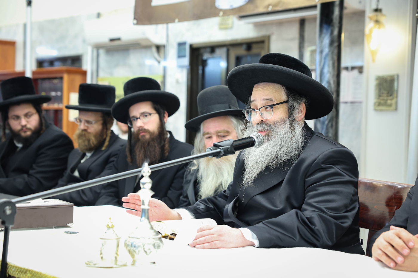 מעמד תחילת כתיבת ס"ת לישיבת מהרי"ט