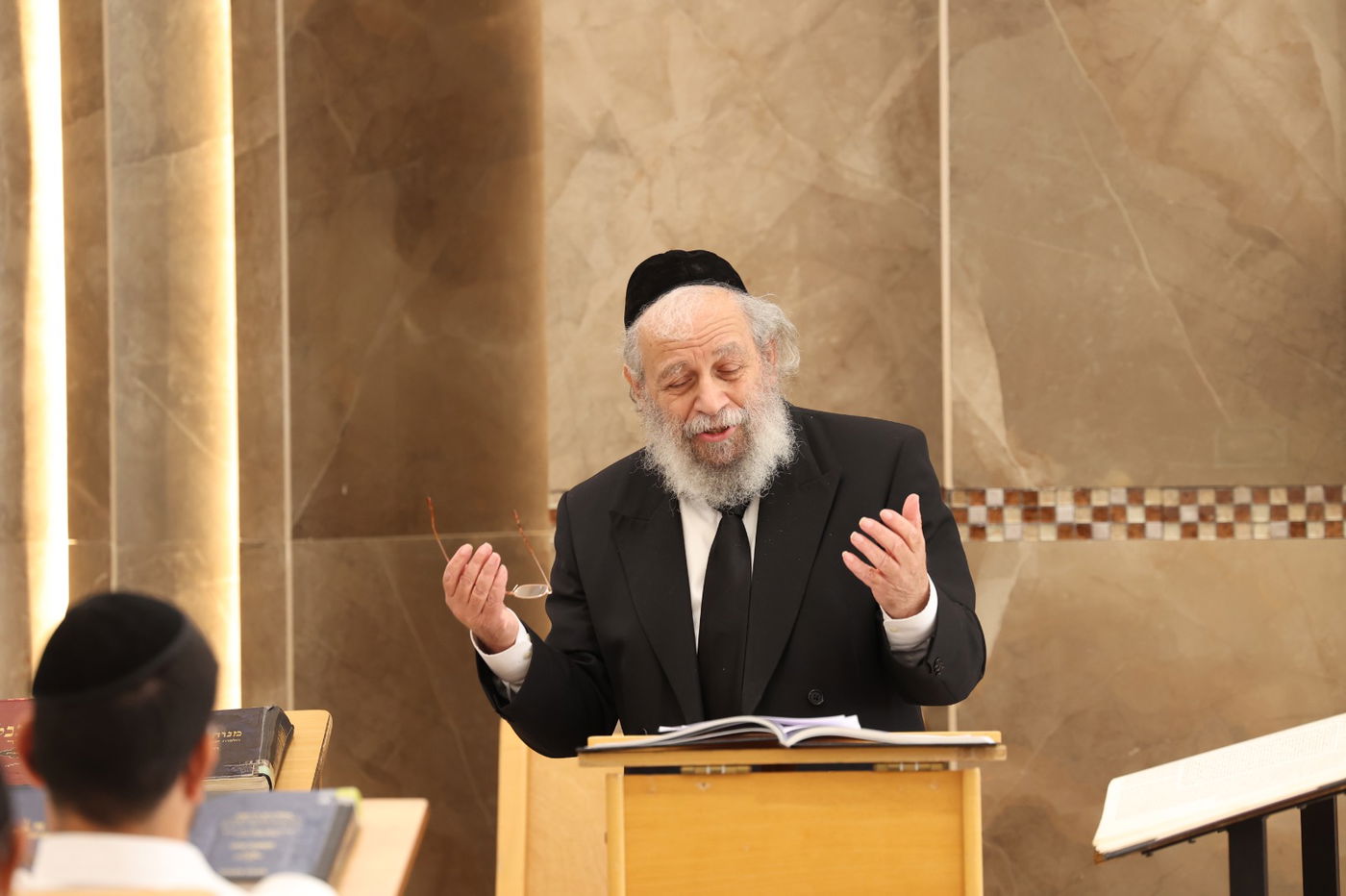 הגר"ש גבאי בשיעור כללי לזכרו של הבן איש חי בישיבת אמרי דעת