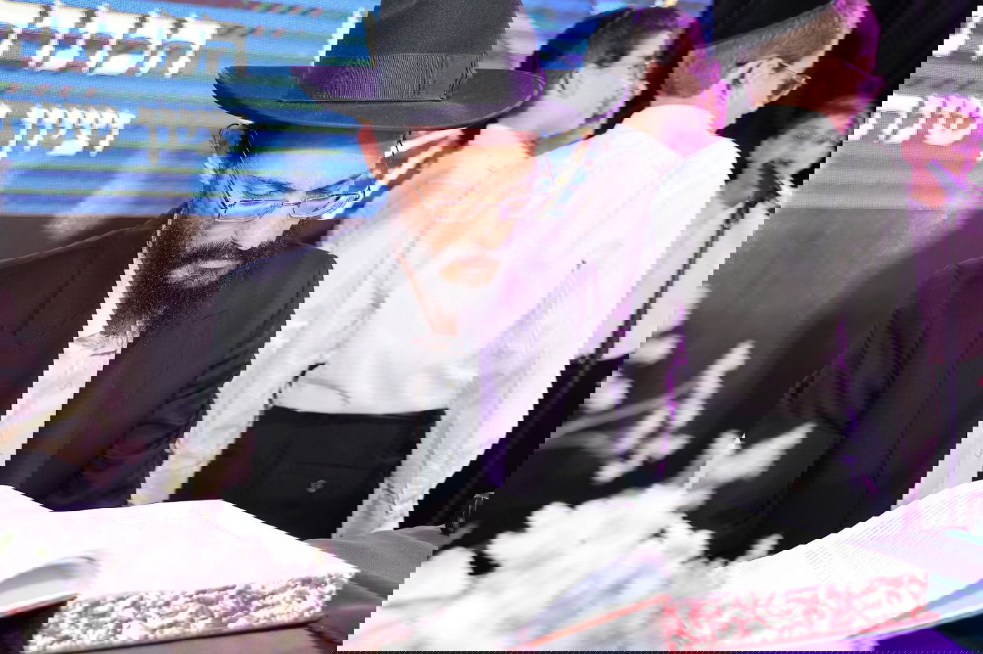 מעמד הכתרת הגר"י משדי לרב קהילת "היכל השם" פרדס כץ