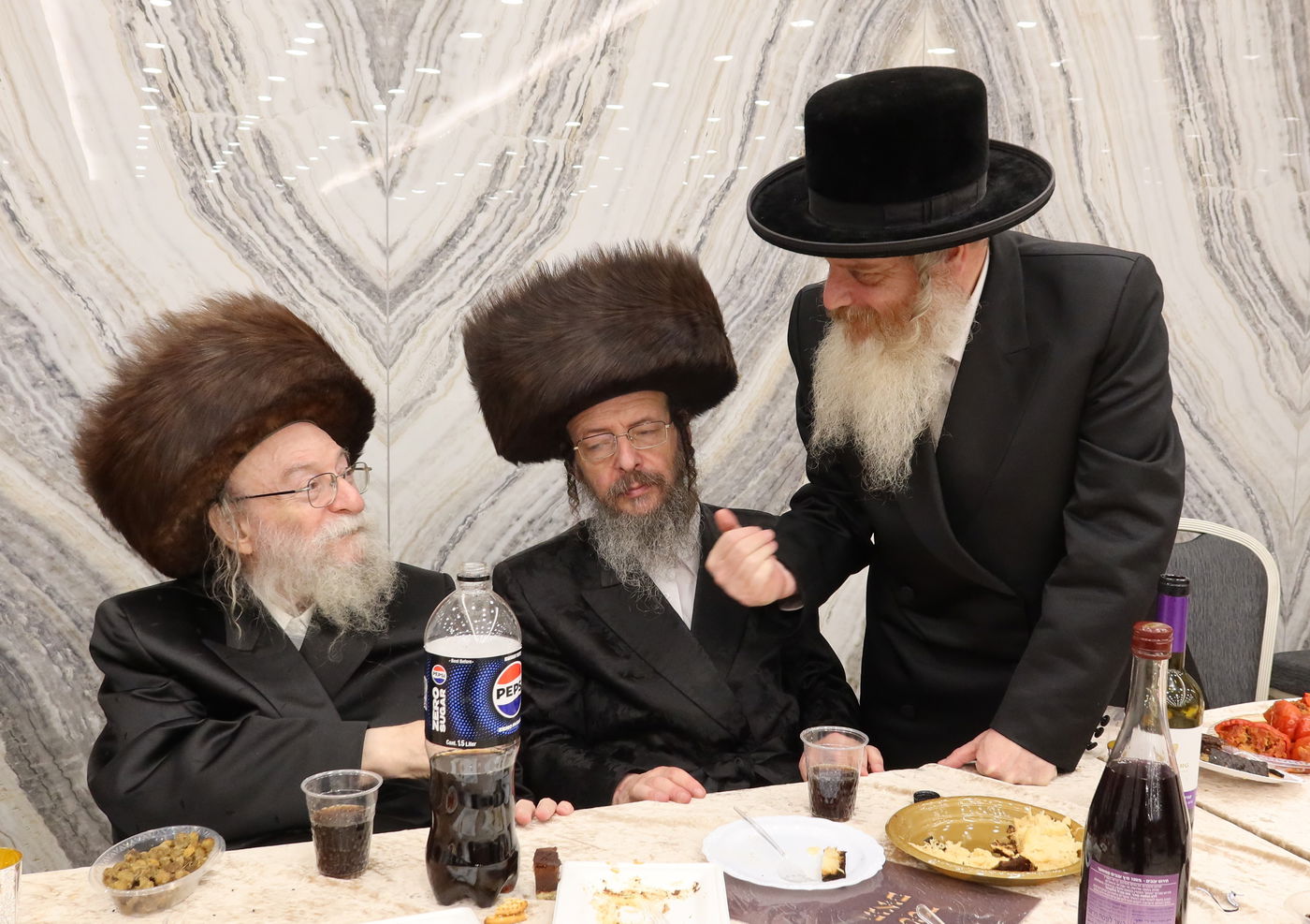 שמחת אירוסי בת הגה"צ גאב"ד זוועהיל