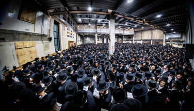 סליחות ראשונות בחצה"ק סאטמר