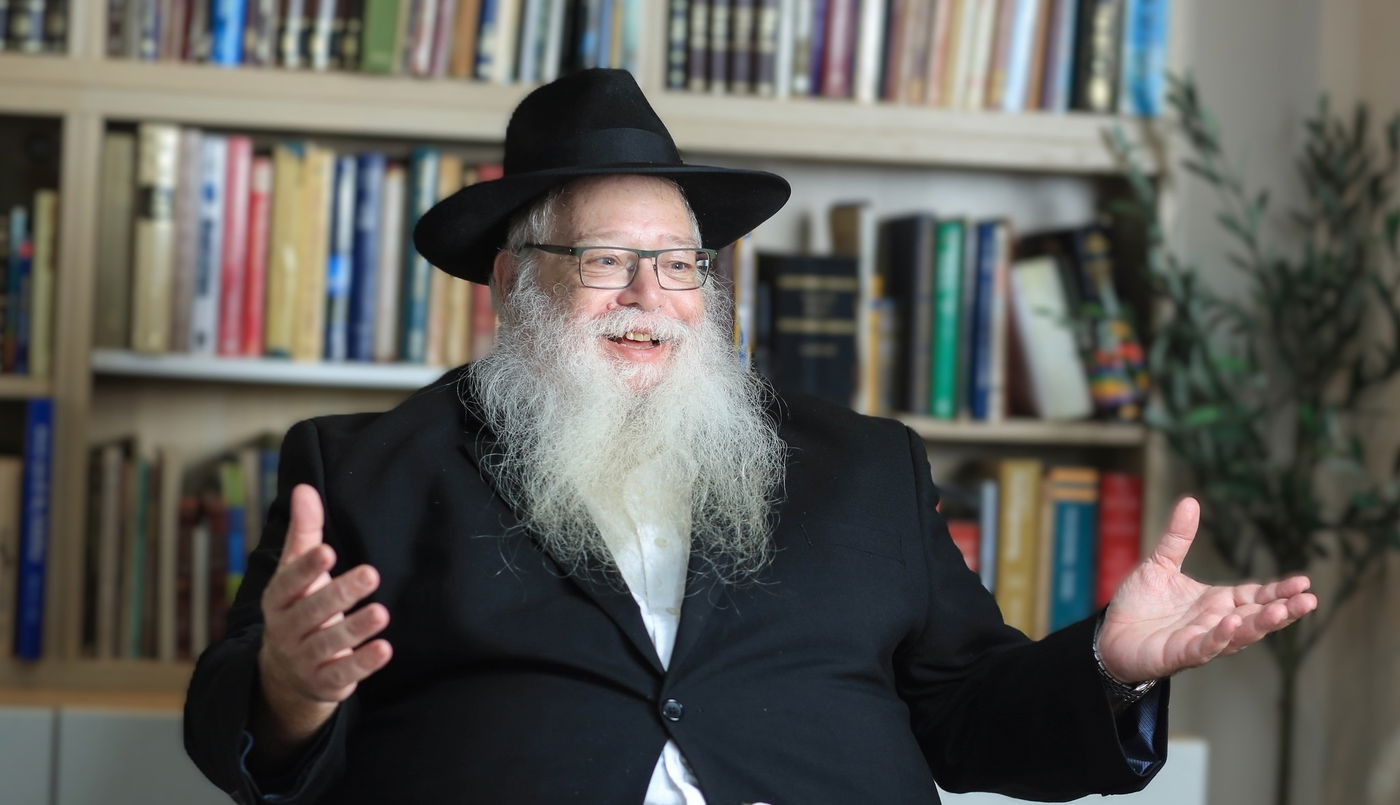 הרב מרדכי הסופר