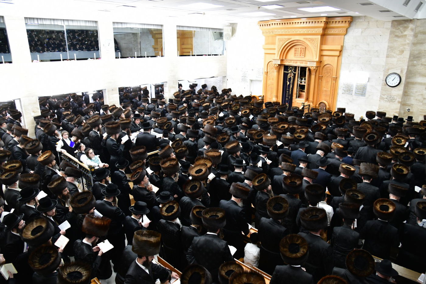 סליחות ראשונות בחצה"ק סערט ויז'ניץ