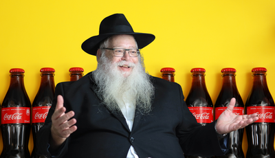 הסוד נחשף; "כך אישרתי את מרכיבי קוקה קולה"