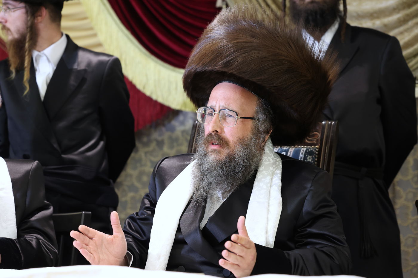 שמחת בית ביאלא בית שמש - גאב"ד לונדון