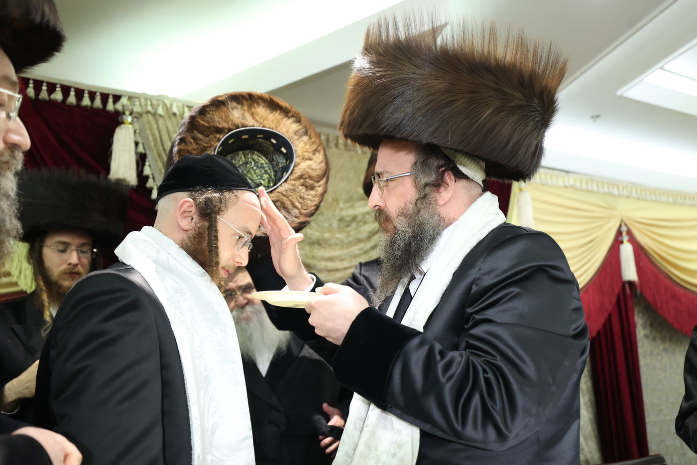 שמחת בית ביאלא בית שמש - גאב"ד לונדון