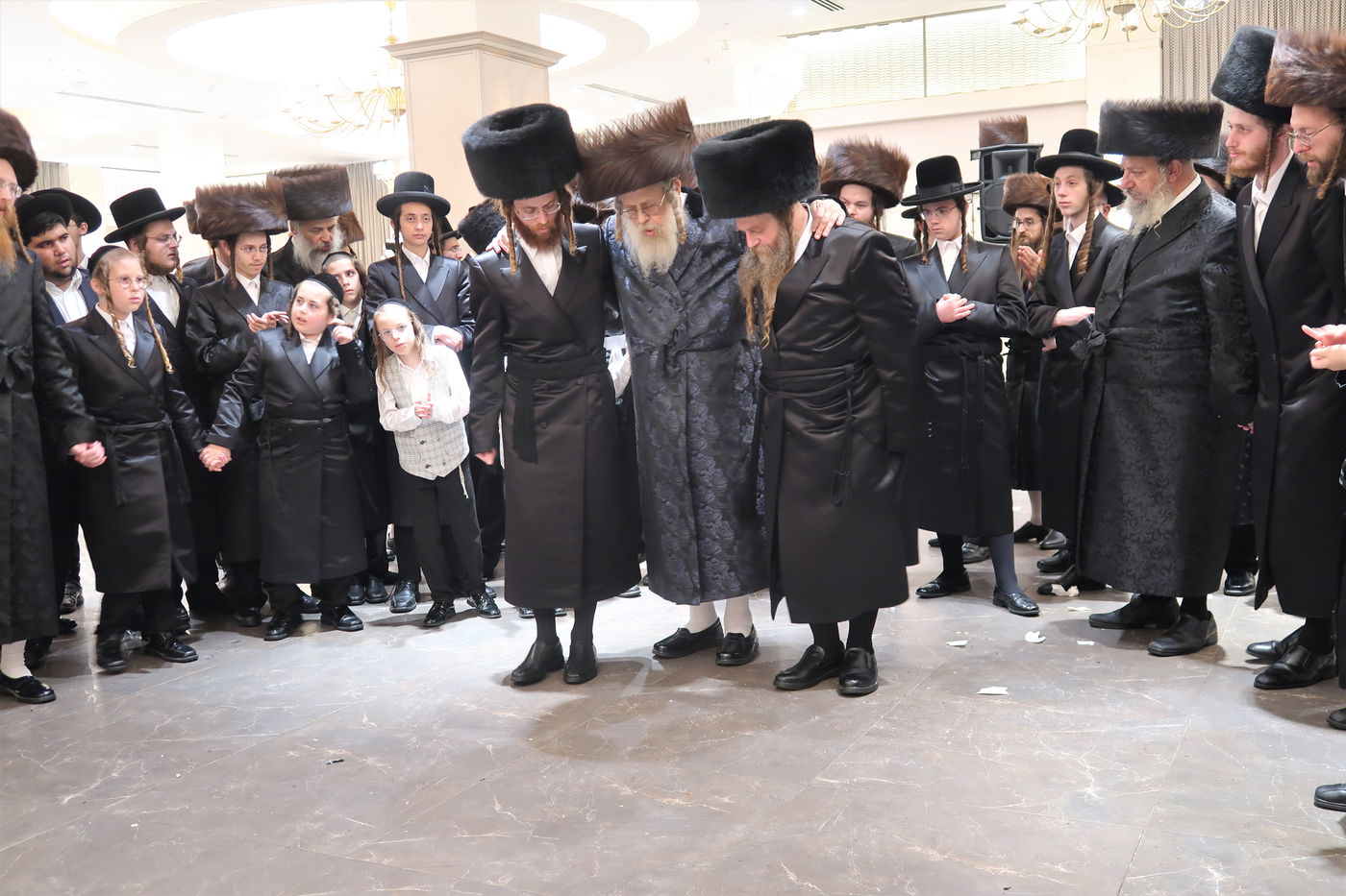 שמחת בית קוזמיר - קאמרנא ארזי הבירה - אמשינוב ארה"ב - זווהעיל 