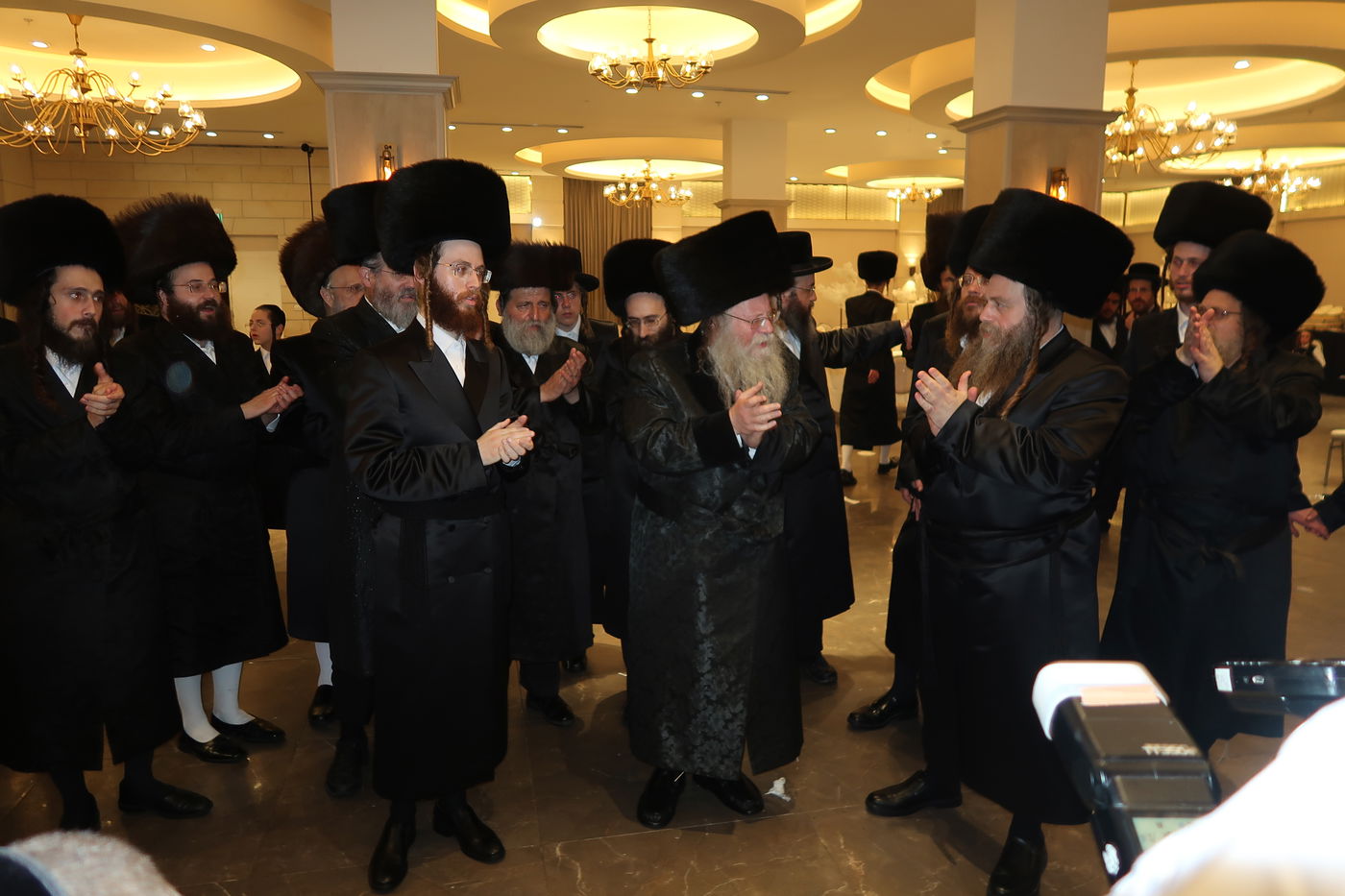 שמחת בית קוזמיר - קאמרנא ארזי הבירה - אמשינוב ארה"ב - זווהעיל 