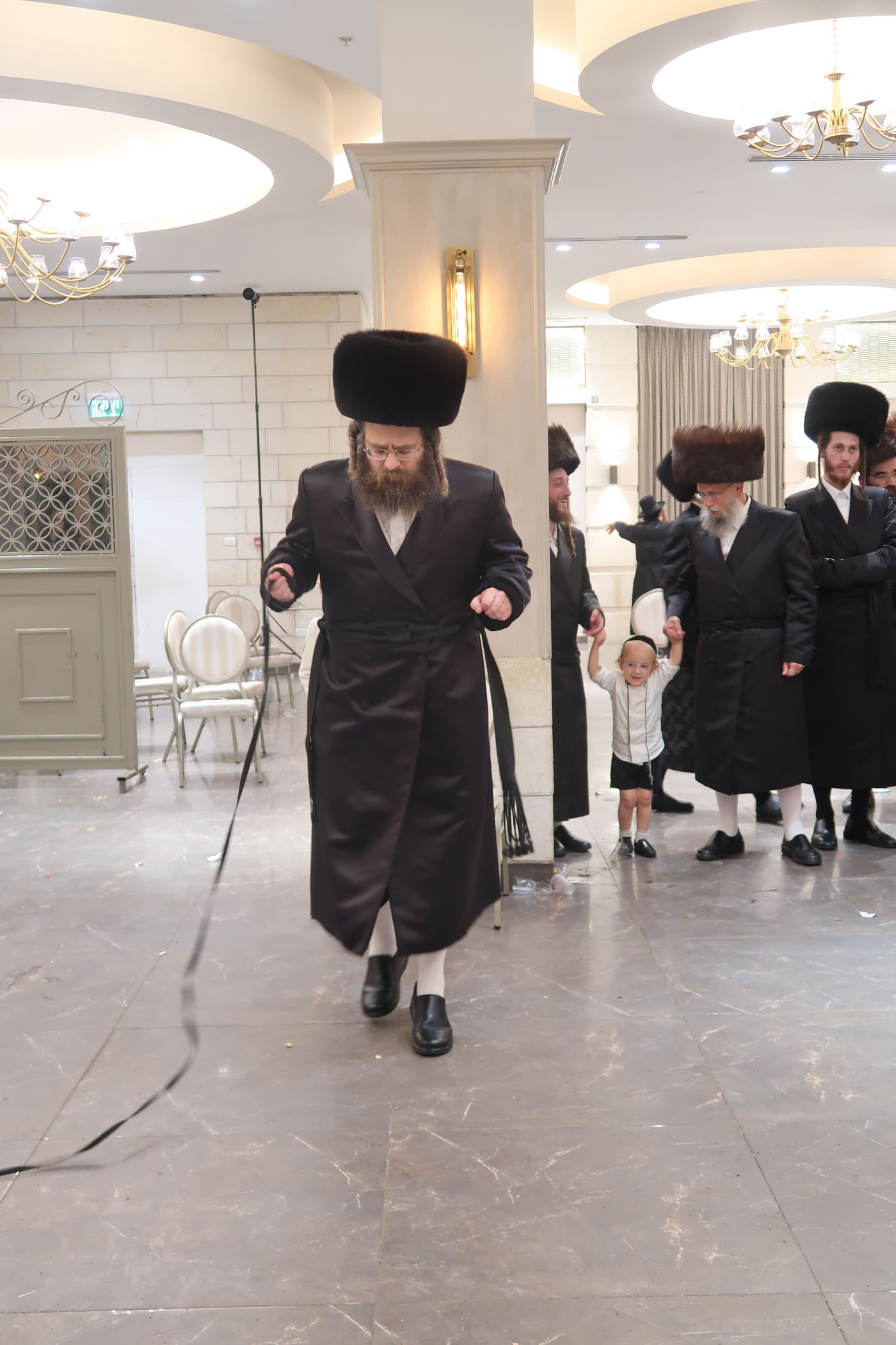 שמחת בית קוזמיר - קאמרנא ארזי הבירה - אמשינוב ארה"ב - זווהעיל 