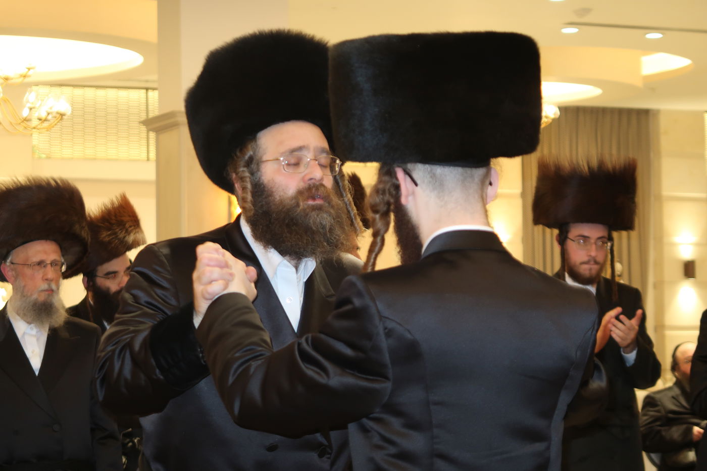 שמחת בית קוזמיר - קאמרנא ארזי הבירה - אמשינוב ארה"ב - זווהעיל 