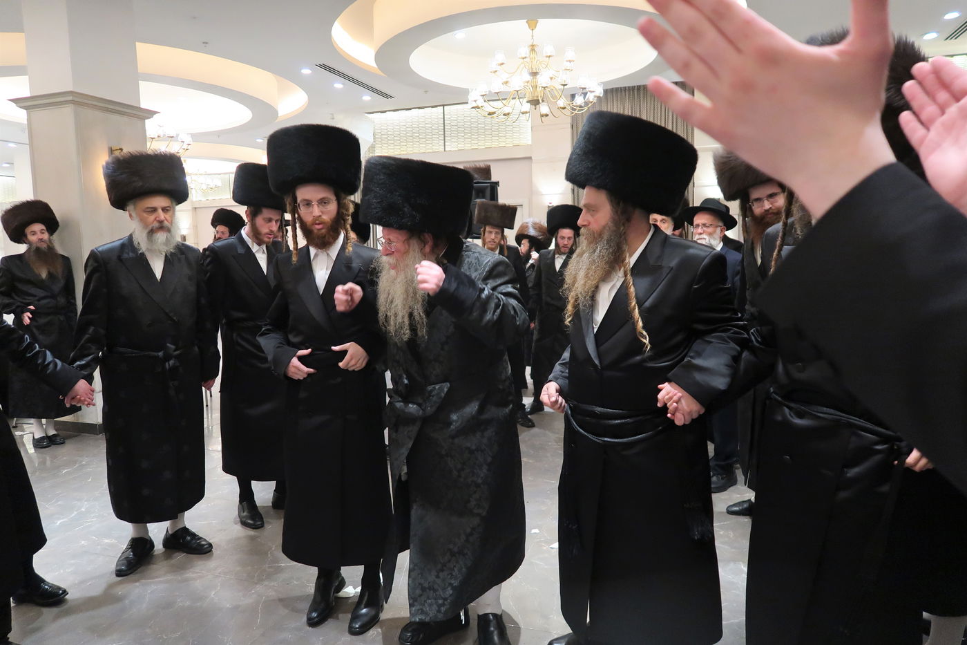 שמחת בית קוזמיר - קאמרנא ארזי הבירה - אמשינוב ארה"ב - זווהעיל 