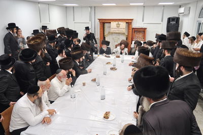 חנוכת הבית והתחלת כתיבת ס"ת בחצה"ק מיאלען