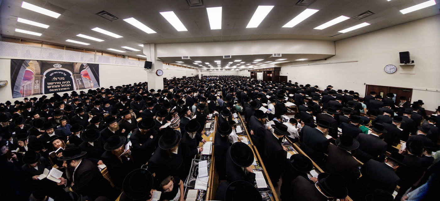 סליחות ראשונות בחצה"ק באבוב 45