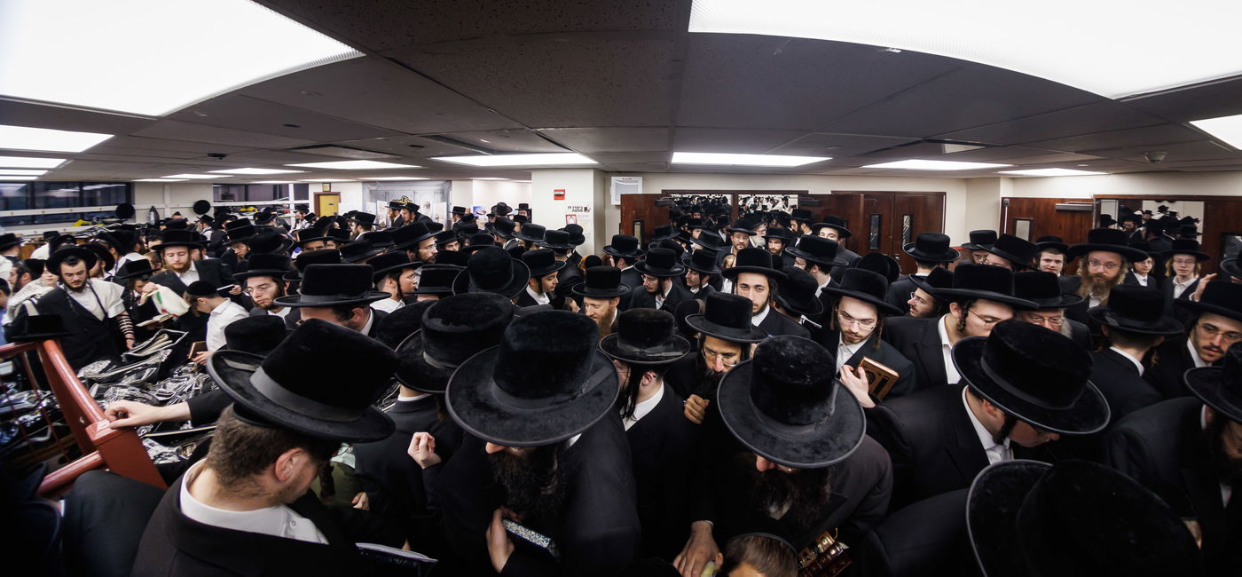 סליחות ראשונות בחצה"ק באבוב 45