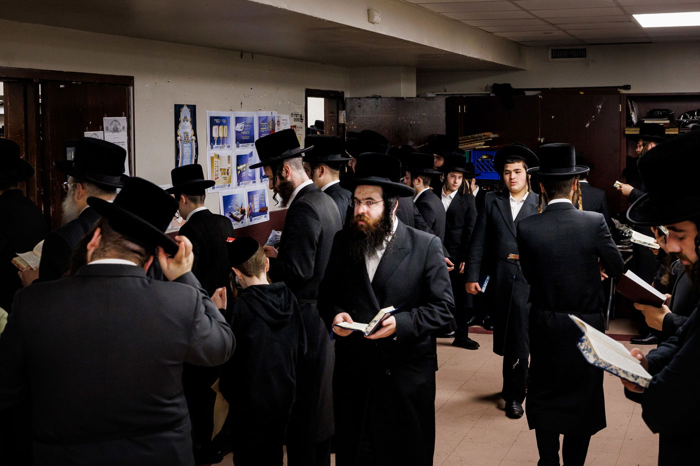 סליחות ראשונות בחצה"ק באבוב 45