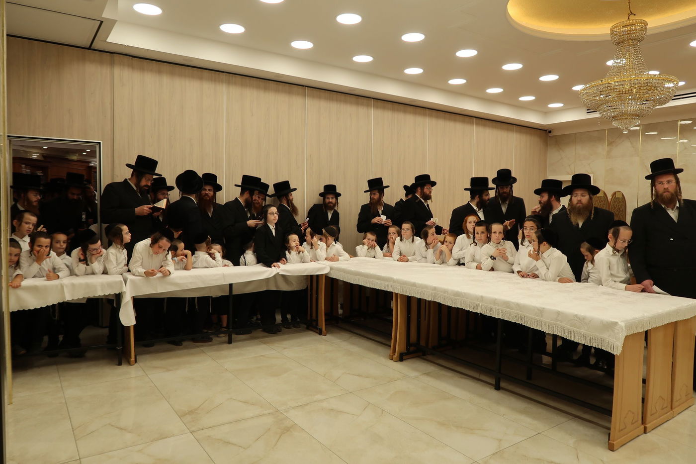 האדמו"ר מצאנז בקבלת קהל לקראת ימי הרחמים והסליחות