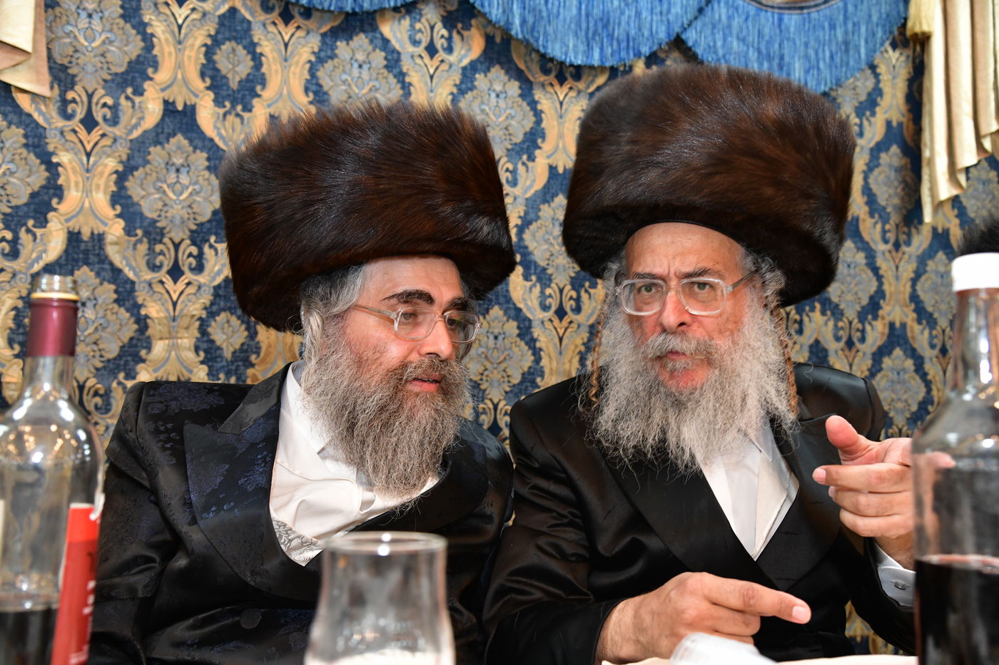 שמחת נישואי בן אב"ד מירון עם נכדת האדמו"ר מלעלוב ניקלשבורג