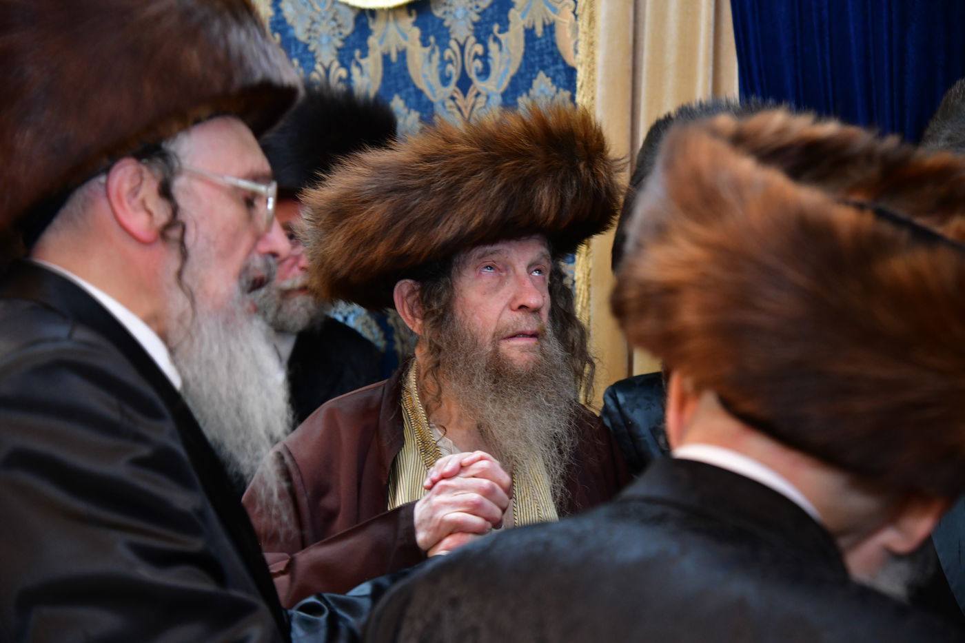 שמחת נישואי בן אב"ד מירון עם נכדת האדמו"ר מלעלוב ניקלשבורג