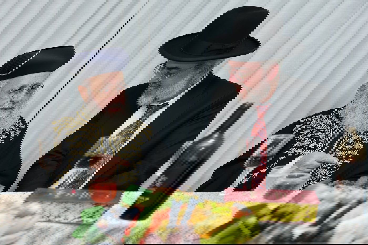 הראשל"צ הגר"י יוסף בחנוכת הבית בהיכל מרן