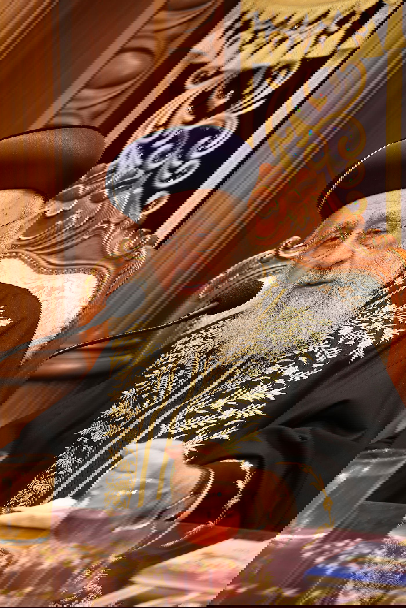 הראשל"צ הגר"י יוסף בחנוכת הבית בהיכל מרן