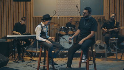 שיתוף פעולה מרגש: ילד הפלא והמפיק המוזיקלי שרים "מחילה"