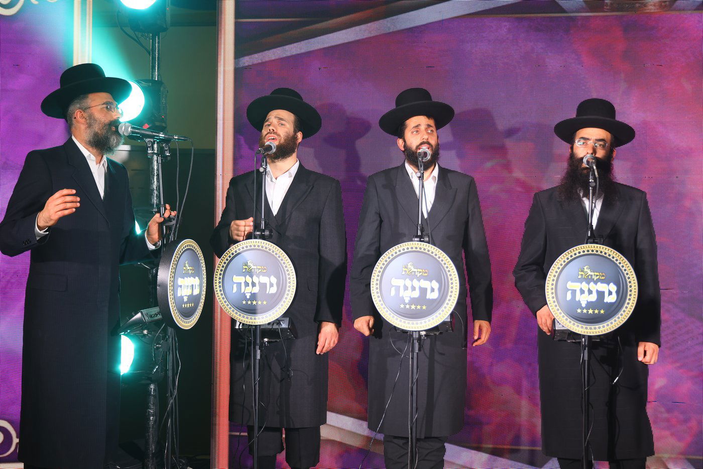 התחלת כתיבת ס"ת לביהמ"ד 'דרך אמונה' בקריית אתא