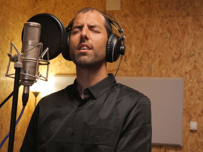 בעל התפילה מירושלים בלחן חדש: "יראתי בפצותי"