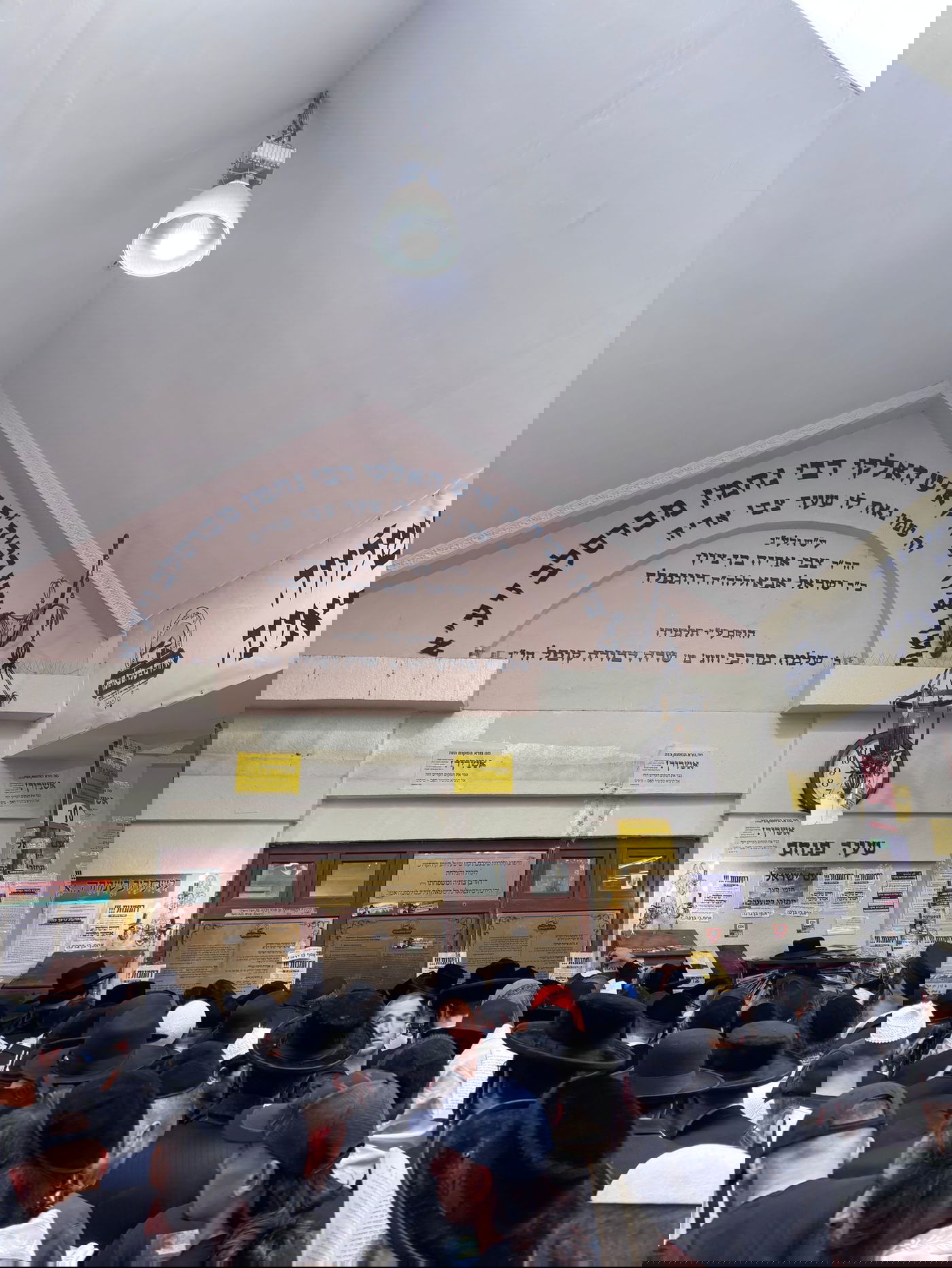 קבר רבי נחמן מברסלב זי"ע באומן