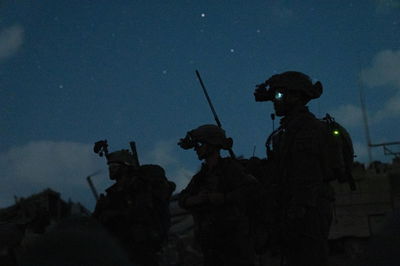 תיעוד ממצלמת גוף של לוחם בעיר עזה; מחבלים חוסלו מטווח של 200 מטרים