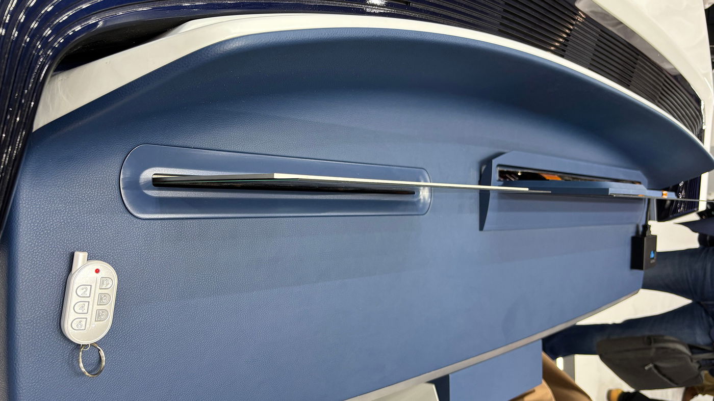 המסכים כשהם נכנסים לכיסא