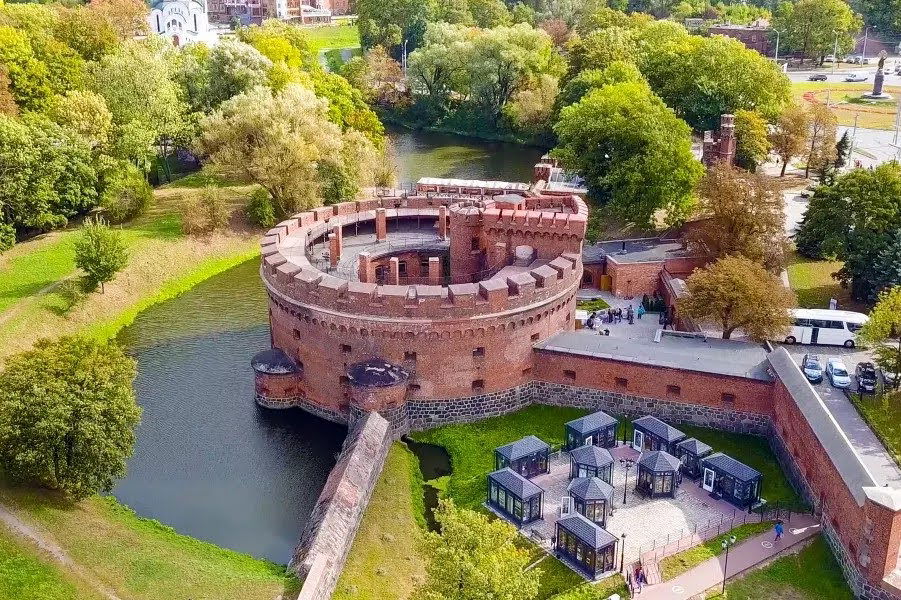 מעמד תקיעת שופר בטירת 'אבן הענבר' 