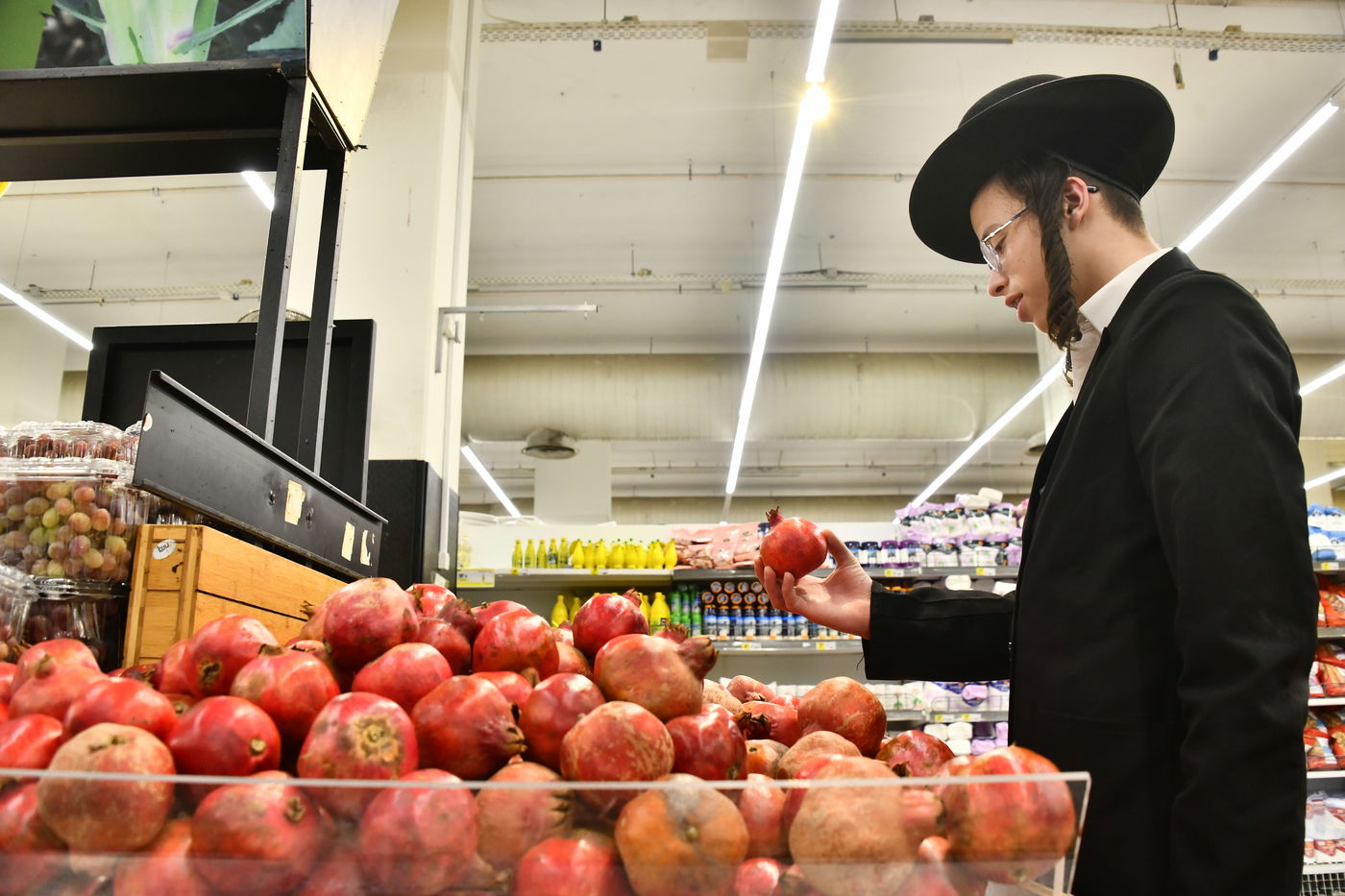 אווירת ערב חג ר"ה בבני ברק