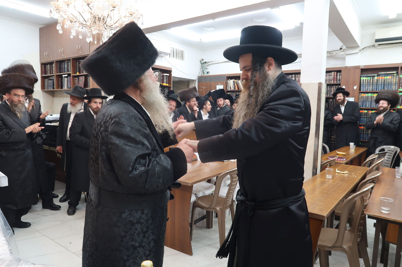 שמחת הש"ב לנכד האדמו"רים מקוזמיר וקאמרנא