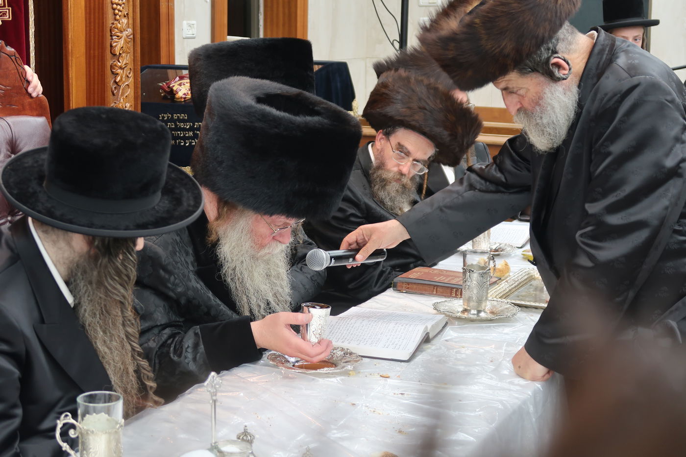 שמחת הש"ב לנכד האדמו"רים מקוזמיר וקאמרנא