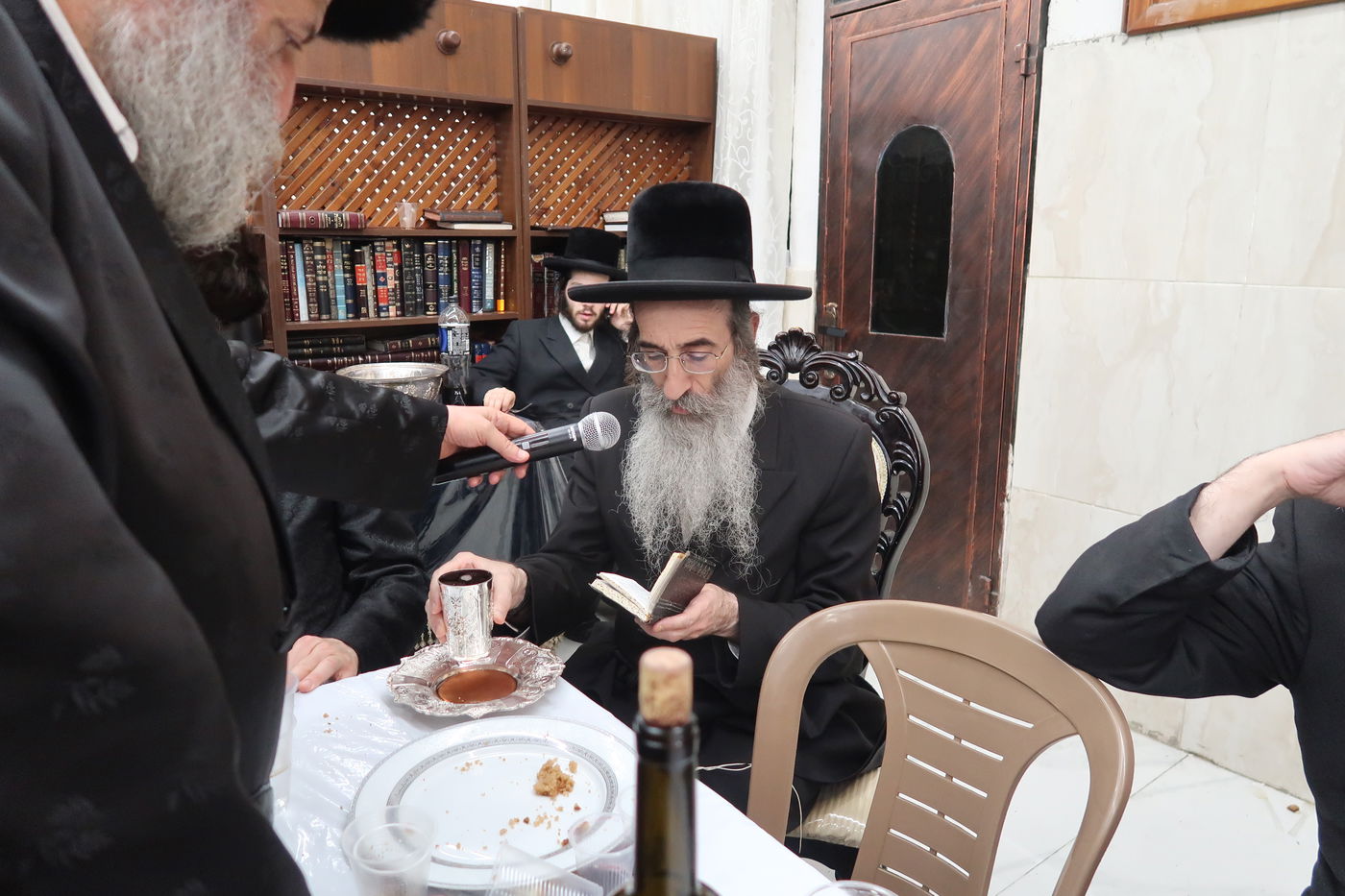 שמחת הש"ב לנכד האדמו"רים מקוזמיר וקאמרנא