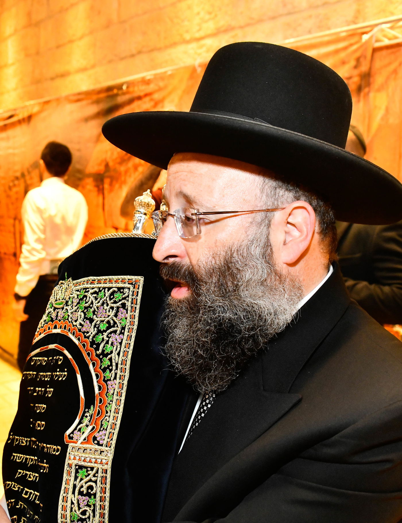 סליחות ליל שישי ברחבת הכותל המערבי