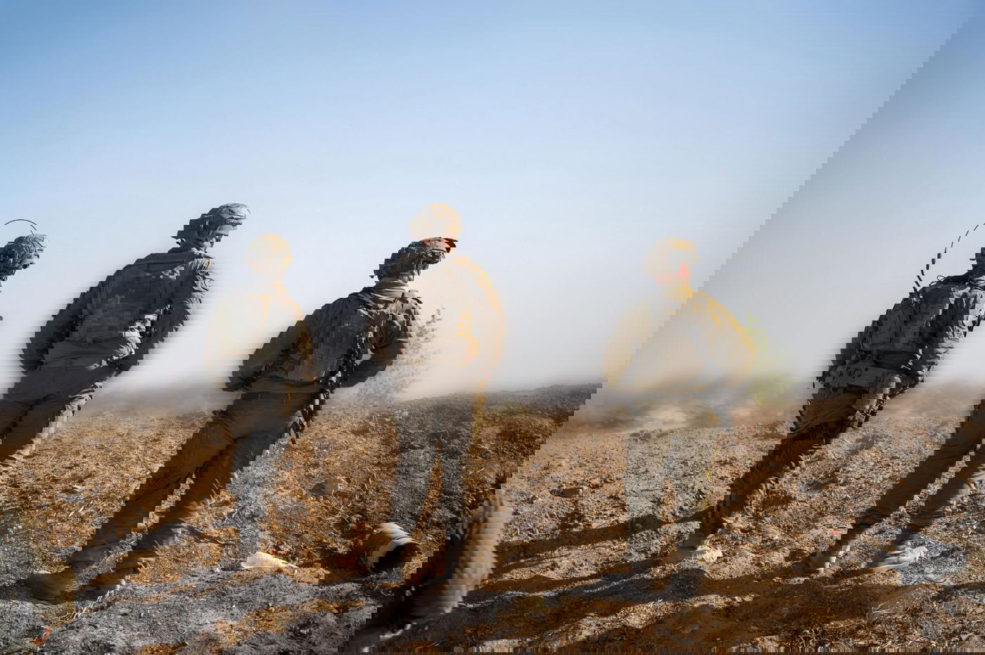 שישובו בשלום: חיילי צה"ל מכינים את הטנקים - רגע לפני הכניסה לעיר הטרור | תיעוד 